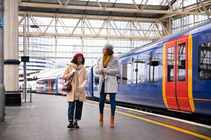 Taxi from Morden to Kings Cross Station
